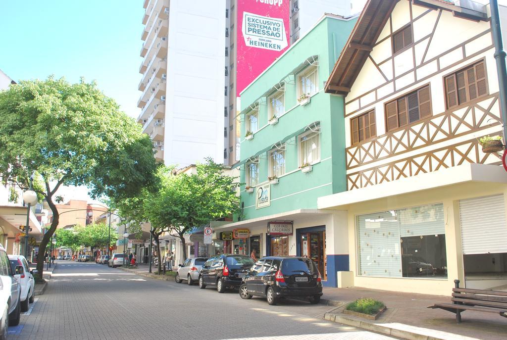 Hotel Pousada XV Blumenau Kültér fotó