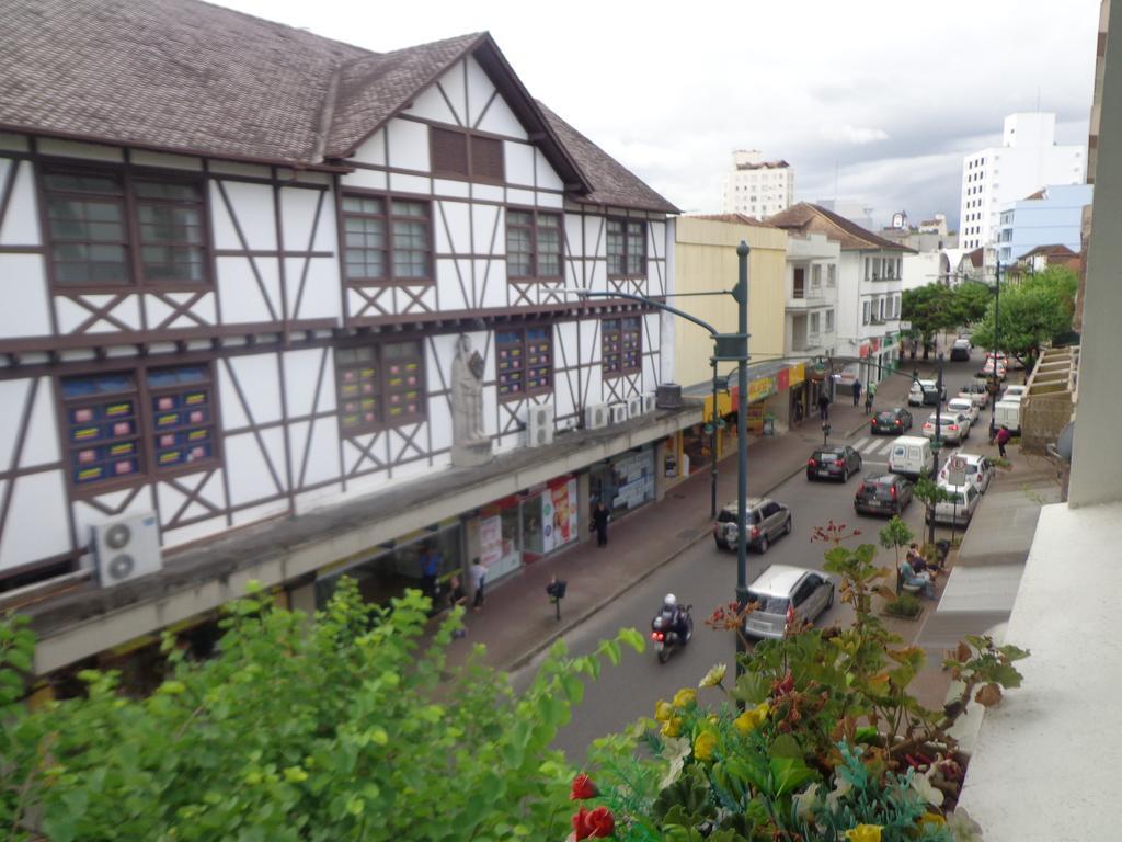 Hotel Pousada XV Blumenau Kültér fotó